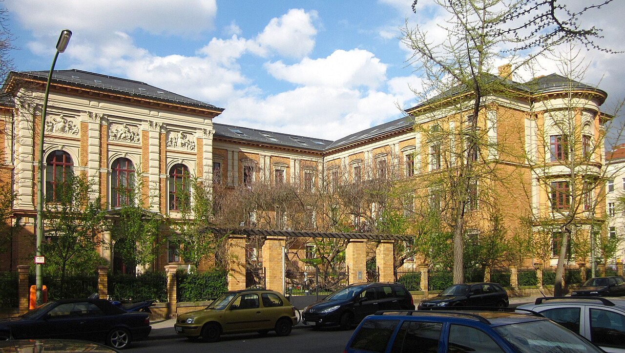Berlin, Kreuzberg, Wartenburgstrasse 1 1F, Gertraudenhospital