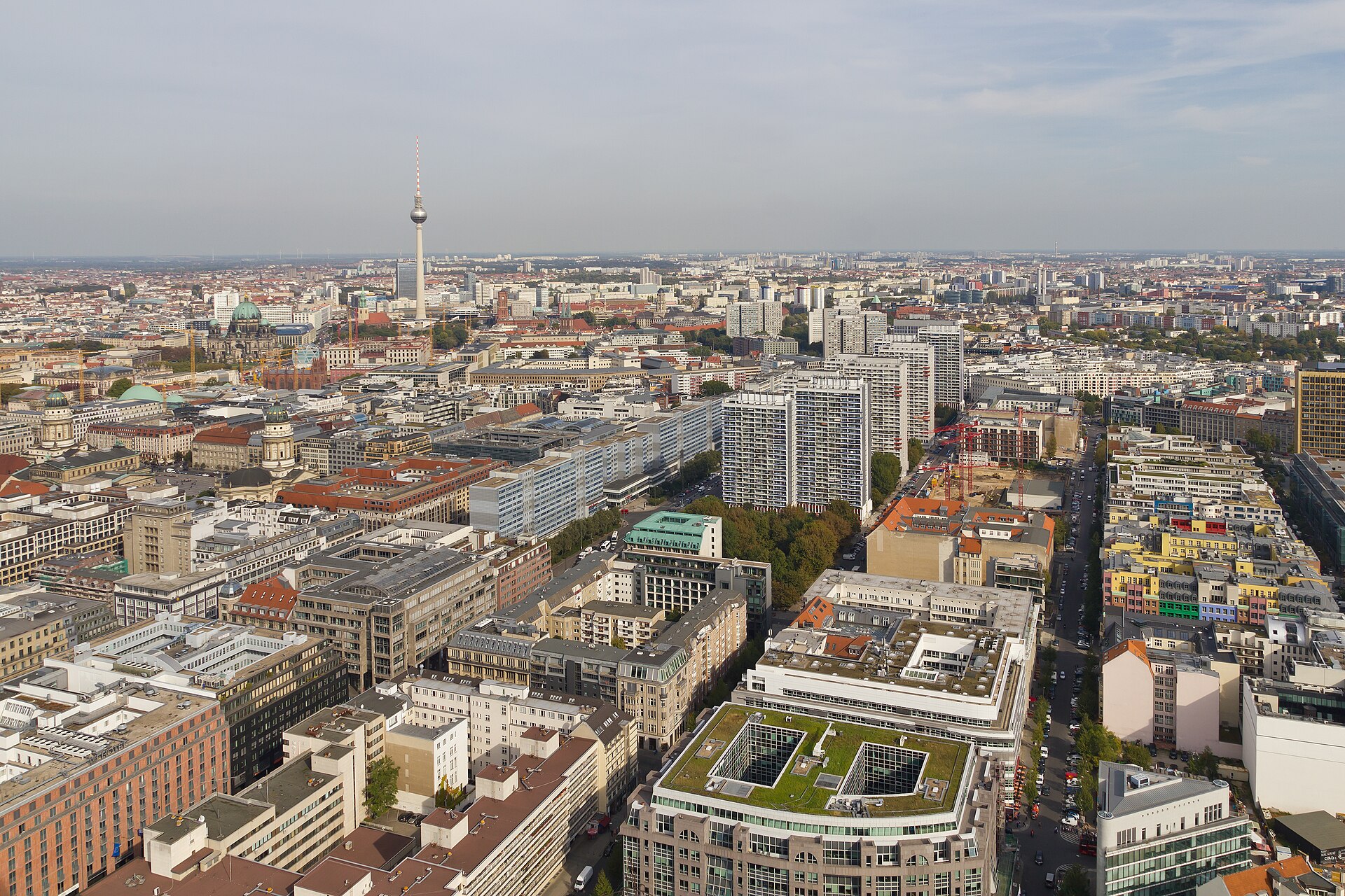 Berlin’s Summer Shift: How Public Space Interventions Are Defining the City’s Creative and Cultural Identity