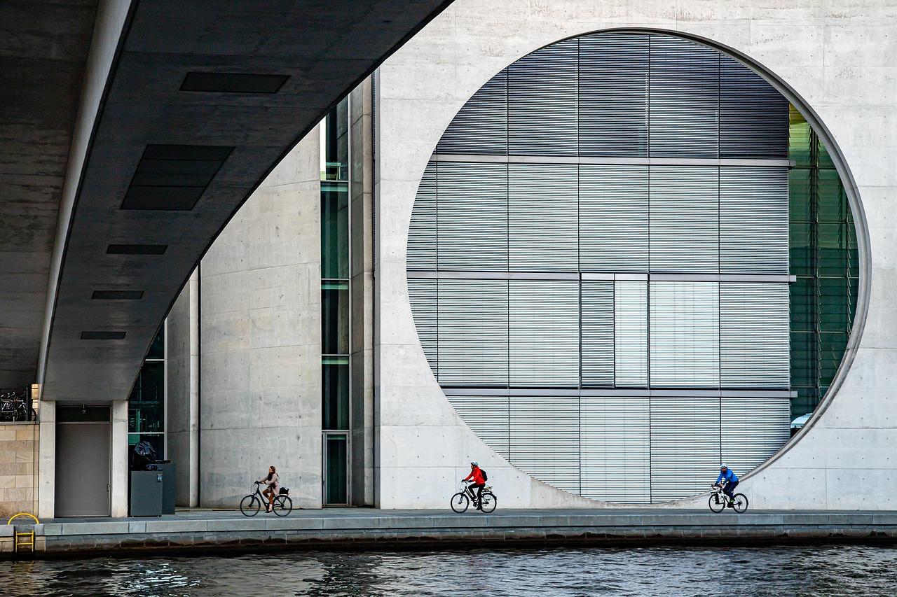 Berlin City Council Prepares Crucial Decisions on Housing and Energy in Coming Months