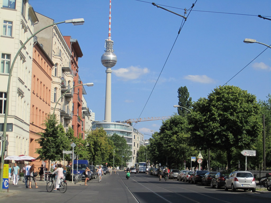 Global Interest Rates Push Berlin Mortgage Costs Higher Amid Market Volatility