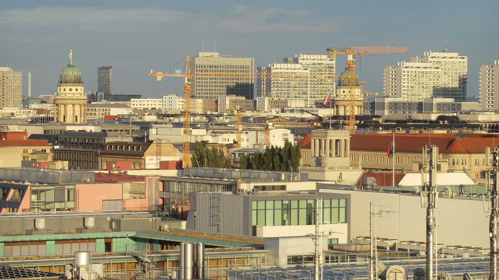 Berlin Offers 10+ Free Activities This July as Heat Rises