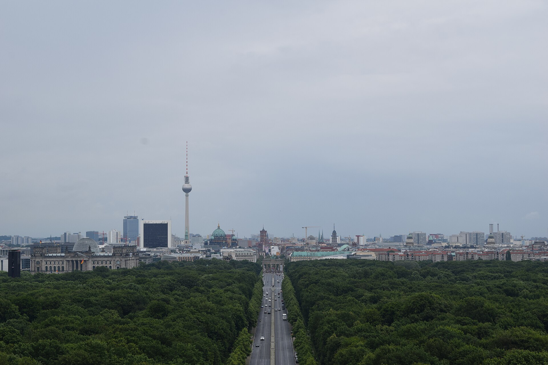 Berlin’s Summer Pulse: A Look at the History and Evolution of this Local Scene