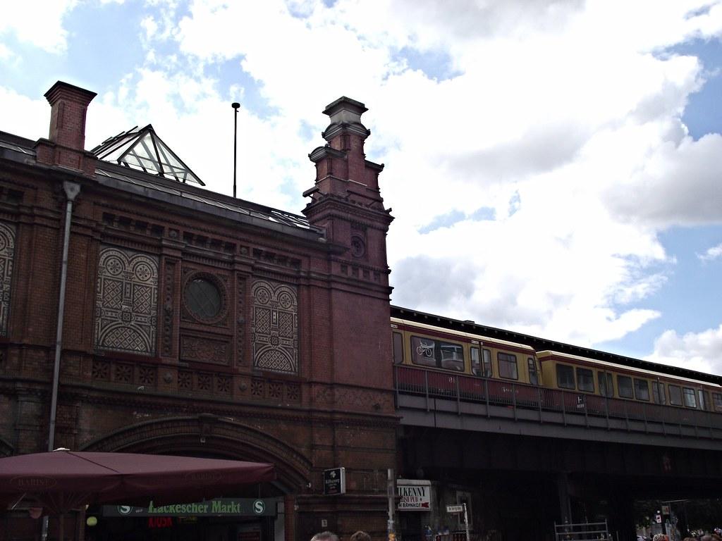 What Berlin Residents Should Know About Upcoming Commercial Developments and Their Impact