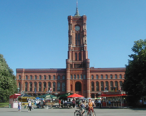 Berlin Vocational Training Expansion Adds Infrastructure and Job Placement Services